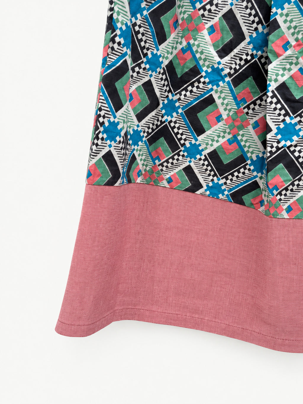 Geometric-print skirt with a raspberry-pink waistband and wide pink linen hem